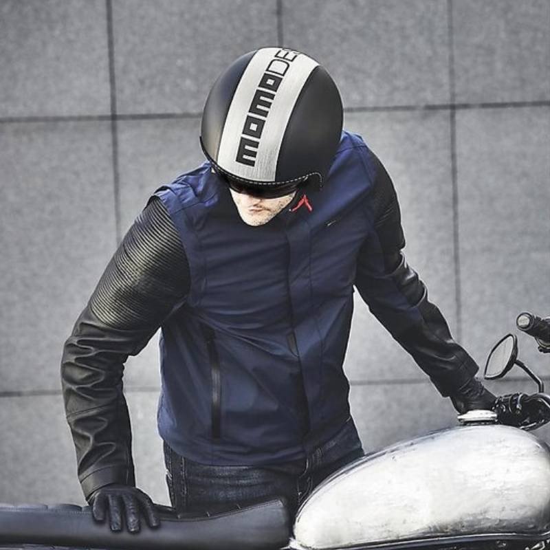 Мотоциклетний шолом JET MOMO BLADE Black Frost / Satin