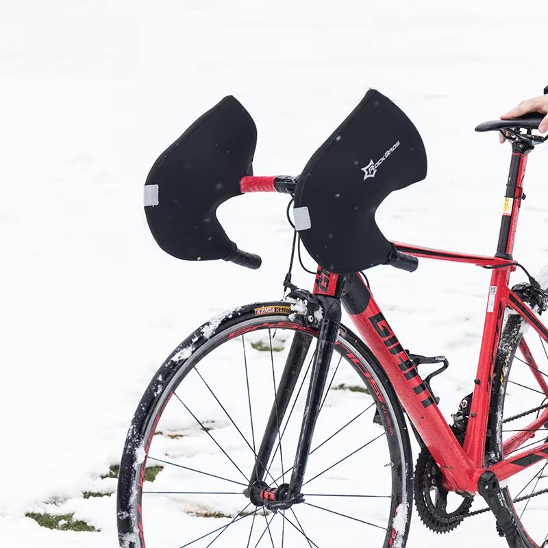 Вітрозахисні накладки на руки, рукавиці на кермо ROCKBROS D17-B водонепроникні