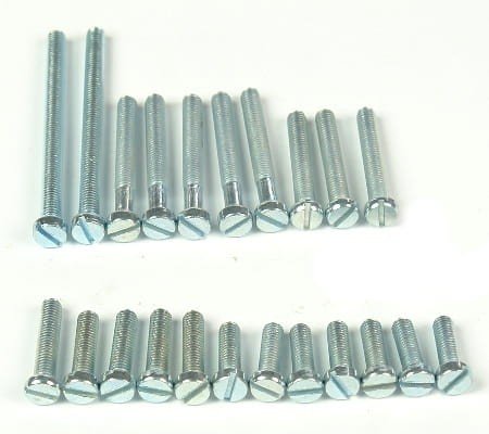 Загальний набір 22 гвинтів для двигуна WSK 125