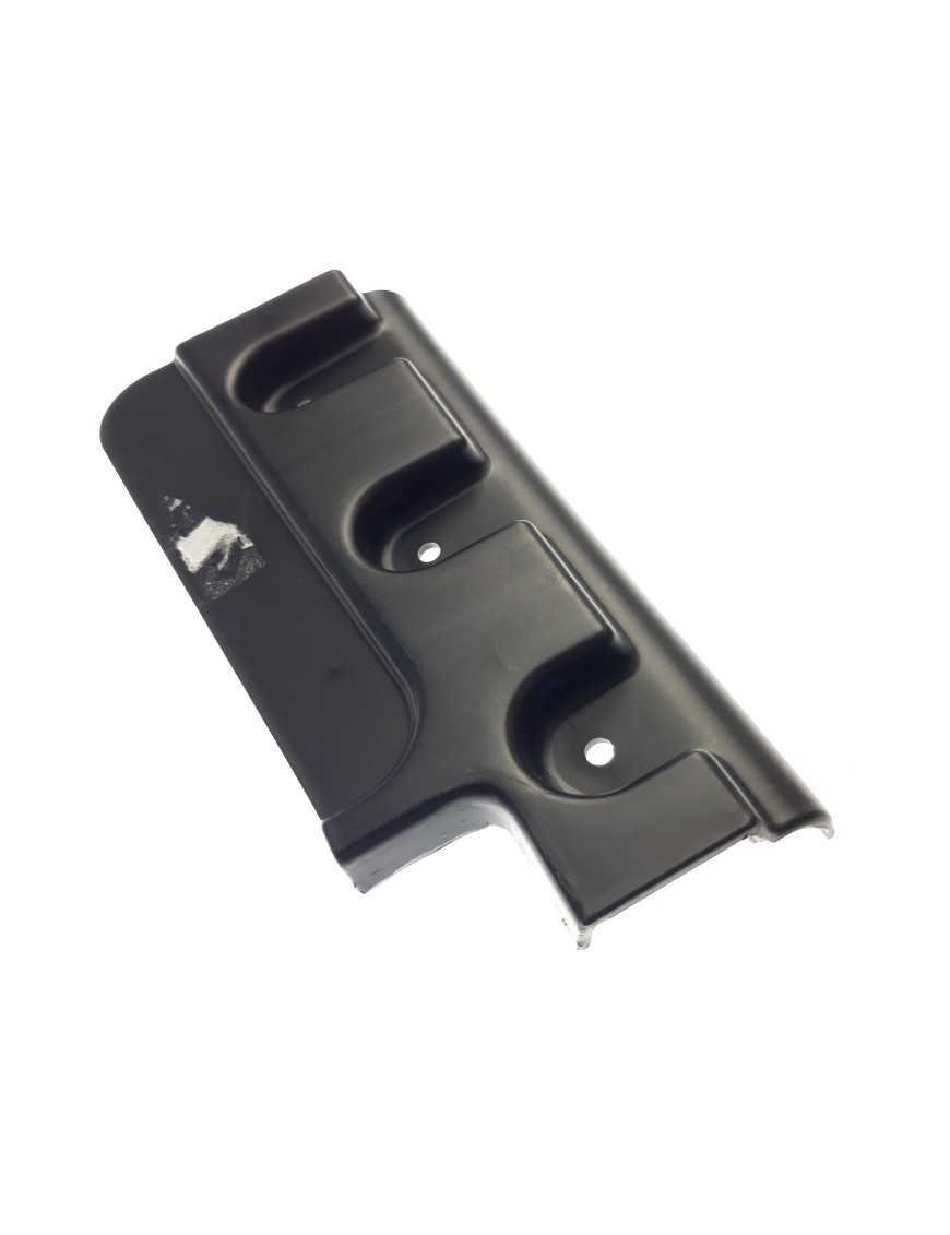 Кришка, нижня права передня рукоятка