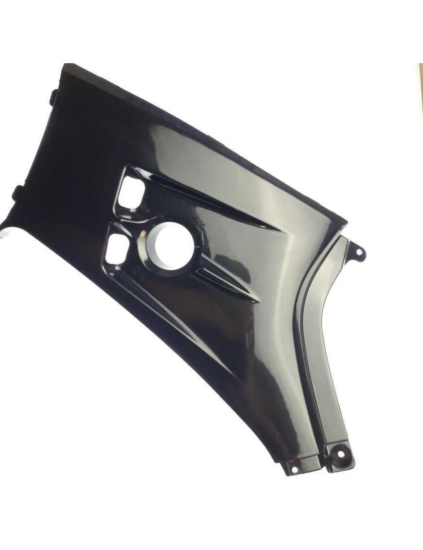 Кришка лівої сторони паливного бака - чорна