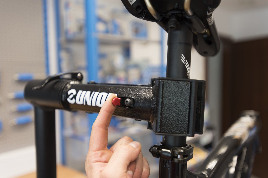 Професійний тримач для підйомника UNIOR Remco Bike Lift Pro Shop Clamp (1693.1Q 627095)