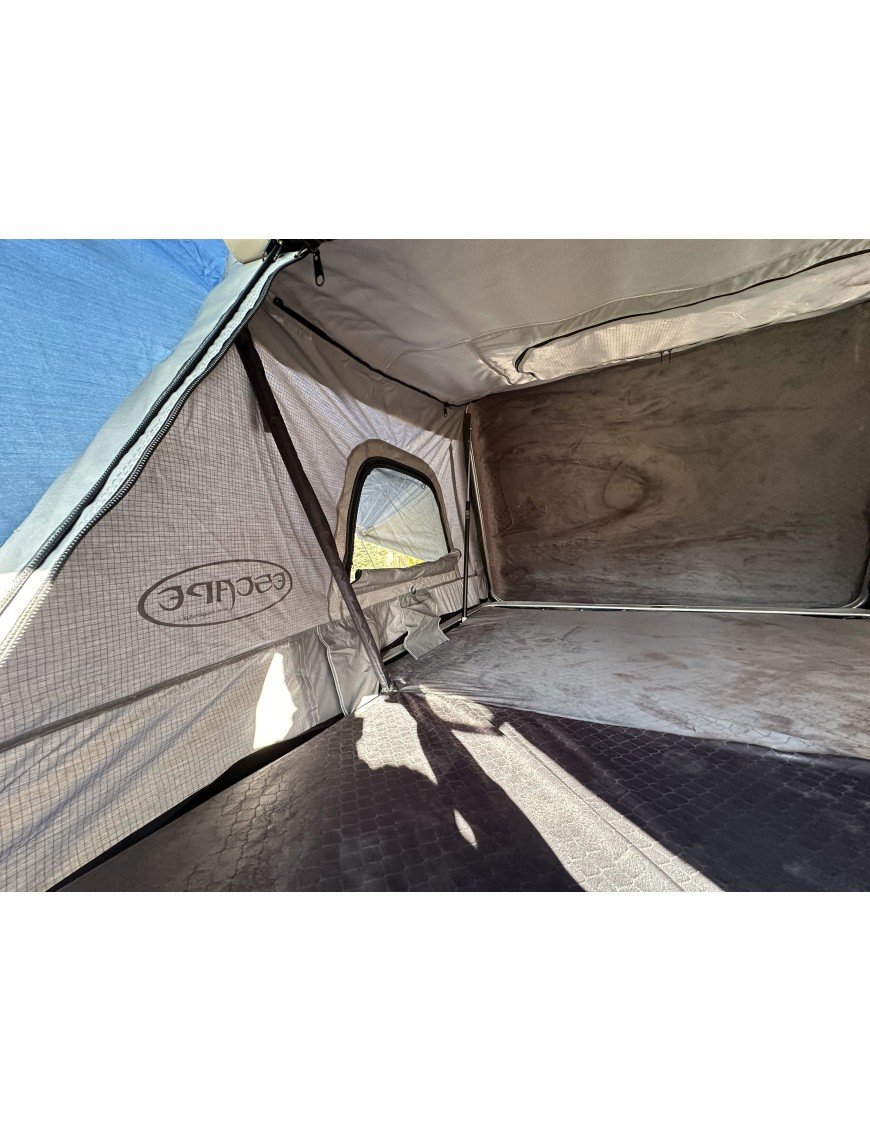 Наміт даховий Escape VARIO 160 см Пісковий Чорна обкладинка