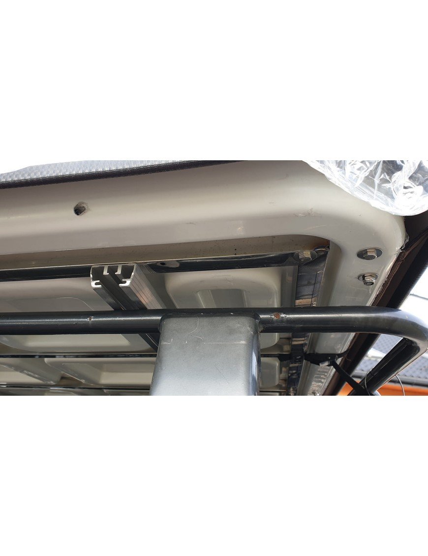 Наміт даховий Escape VARIO 160 см Пісковий Чорна обкладинка