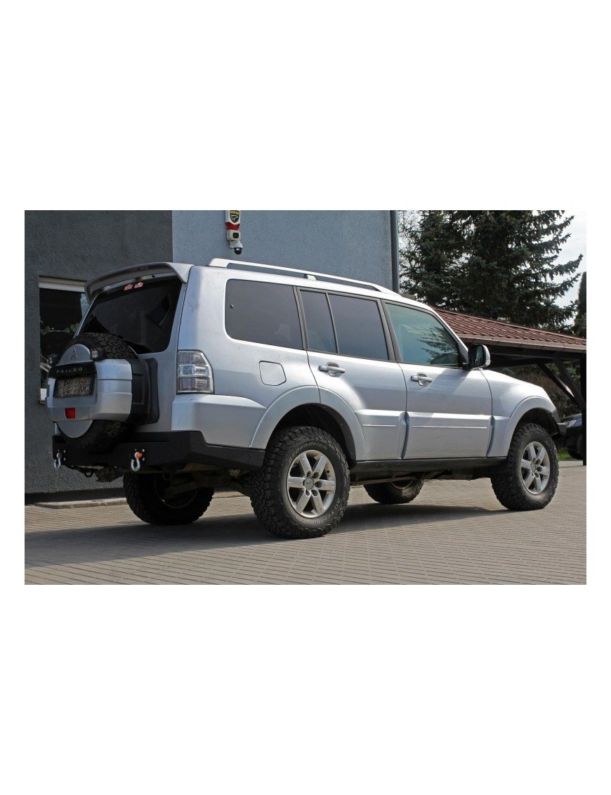 Задній сталевий бампер Mitsubishi Pajero 4 V80 long More 4x4