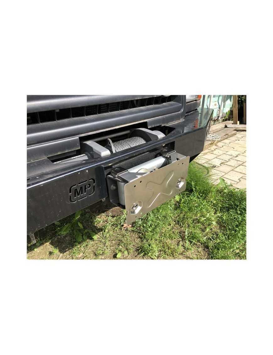 Кріплення номерного знака SNBRP2