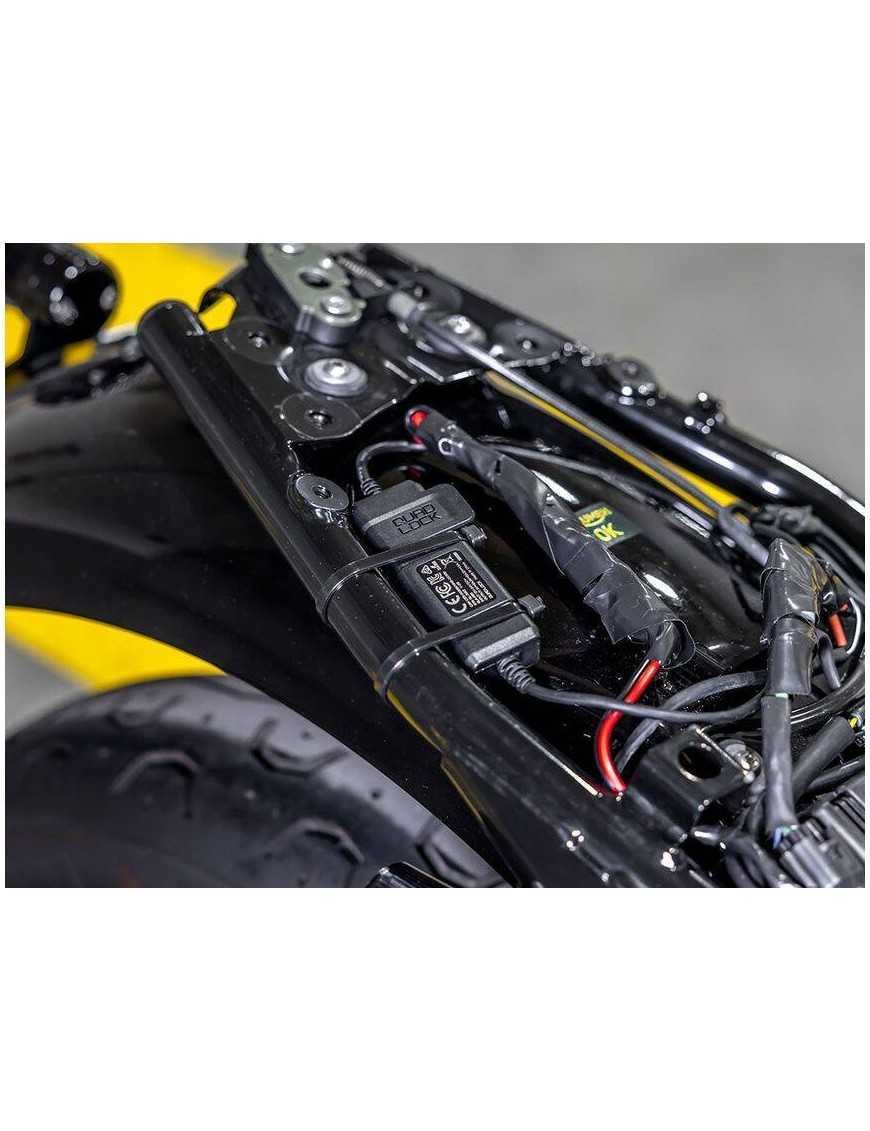 Інтелектуальний водонепроникний адаптер Quad Lock® 12V - USB