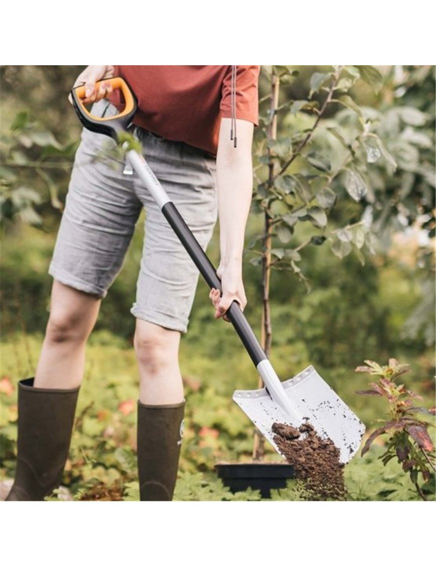 Гостра лопата Xact Fiskars