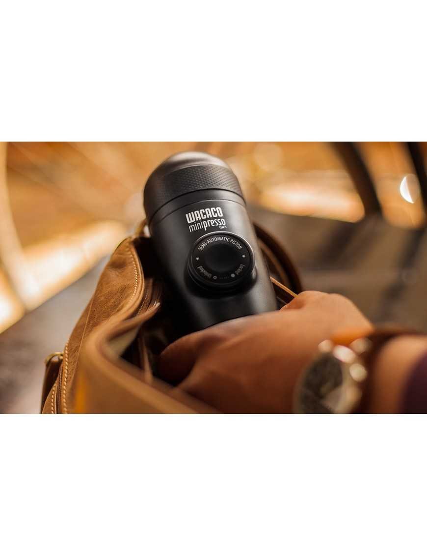 Портативна кавоварка WACACO Minipresso GR