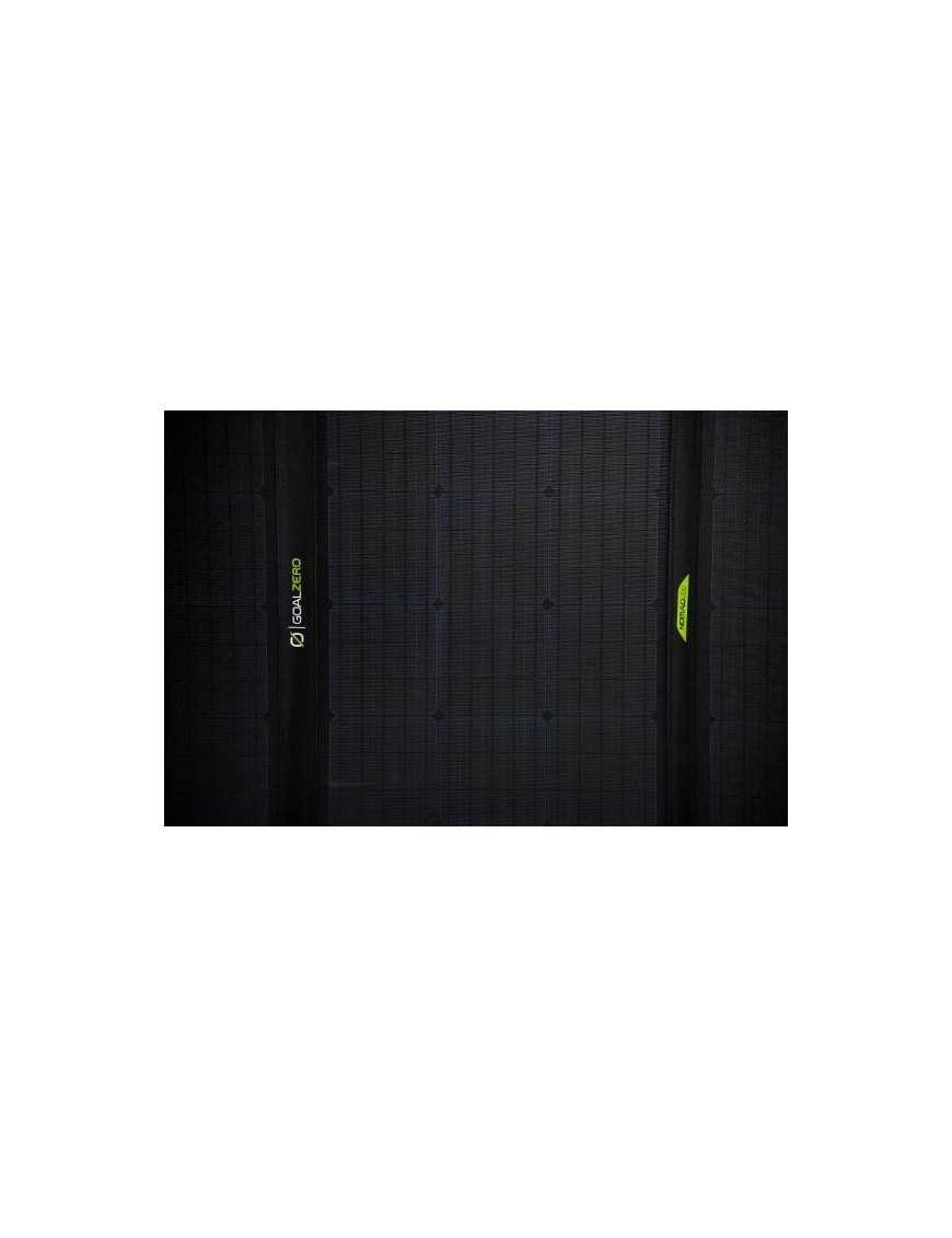 Goal Zero Nomad 200 — мобільна, гнучка та складана сонячна панель великої потужності.