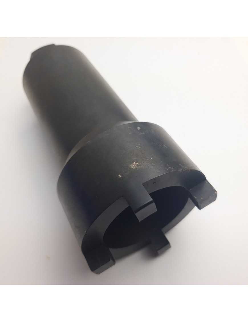 Інструмент для встановлення розпірки підшипника заднього диференціала