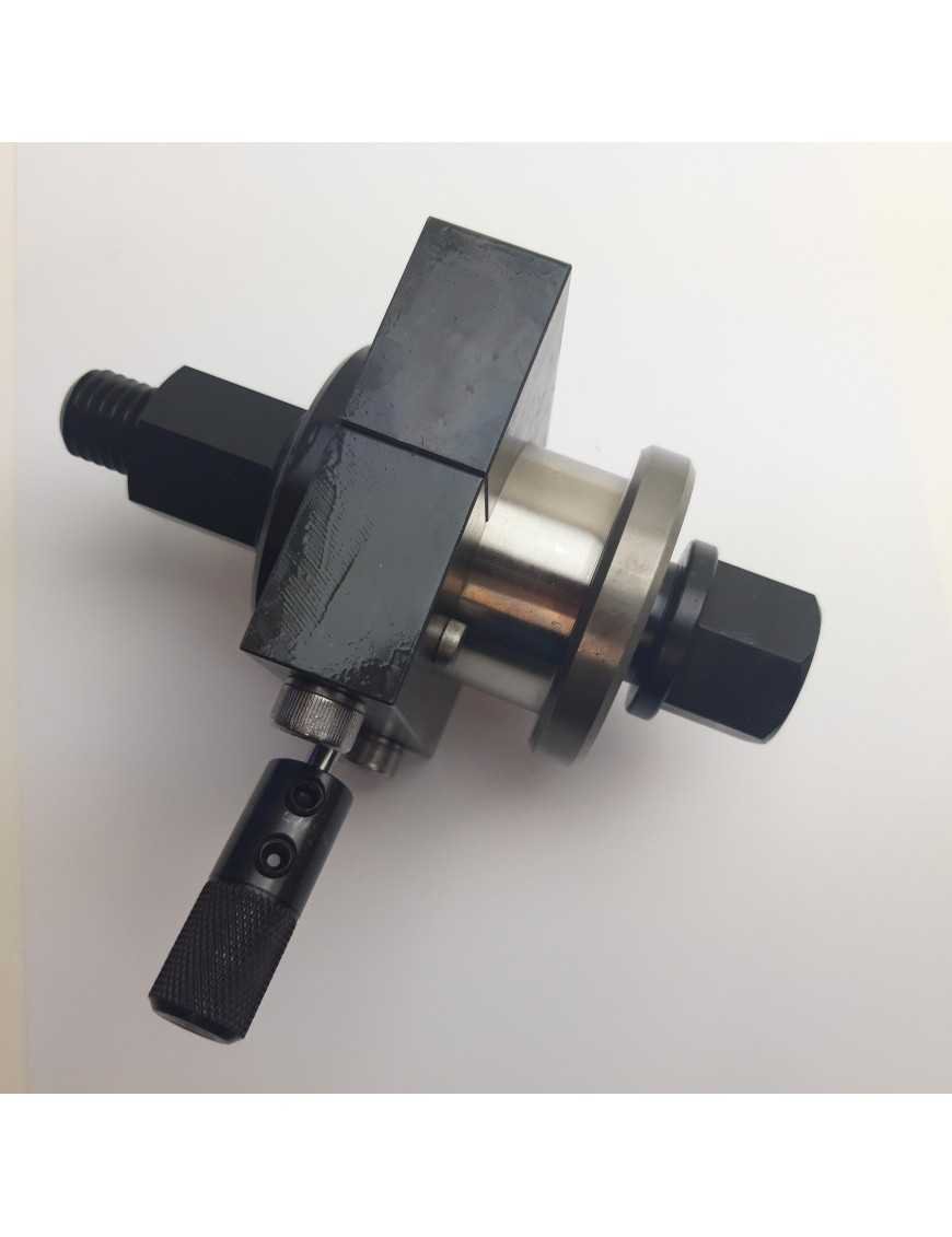 Інструмент для встановлення простого підшипника (ліва половина картера)