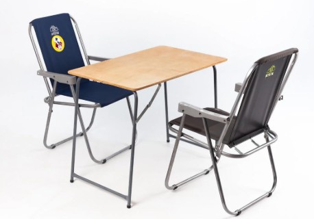 Столи та стільці